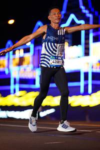 BIB: 42681
                            <button type="button" onclick="openModal(22835093)" class="btn btn-primary btn-sm float-right btn-popup" data-toggle="modal" data-target=".modal-high-quality">
                        <i class="fas fa-shopping-cart"></i> Add to Cart
                    </button>
                                            <button type="button" onclick="isThisMe(22835093, true)" class="btn btn-success btn-sm float-right btn-popup btn-isme hidden" data-toggle="tooltip" data-placement="bottom" title="นี่คือรูปของคุณใช่ไหม คลิกที่นี่เพื่อเอาเข้าอัลบั้ม">
                        <i class="fas fa-plus"></i> Add to album
                    </button>
                    <button type="button" onclick="isThisMe(22835093, false)" class="btn btn-warning btn-sm float-right btn-popup btn-isnotme hidden">
                        <i class="fas fa-ban"></i> Remove from album
                    </button>